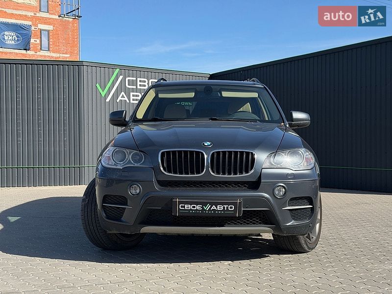Внедорожник / Кроссовер BMW X5 2012 в Львове