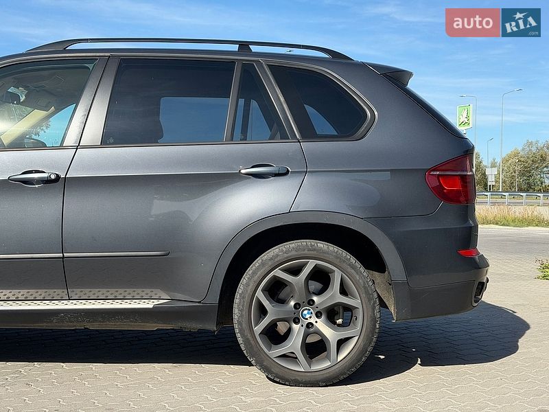 Внедорожник / Кроссовер BMW X5 2012 в Львове