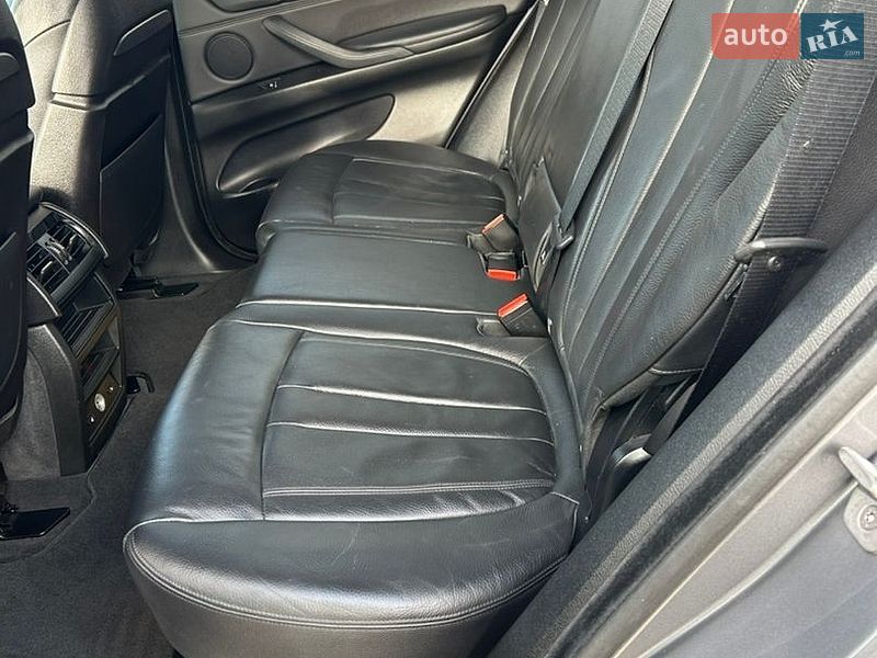 Внедорожник / Кроссовер BMW X5 2014 в Калуше