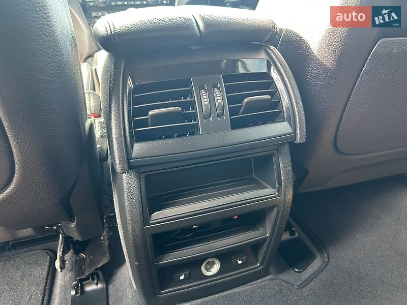 Внедорожник / Кроссовер BMW X5 2014 в Калуше