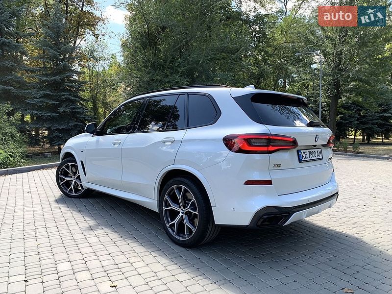 Внедорожник / Кроссовер BMW X5 2021 в Кривом Роге