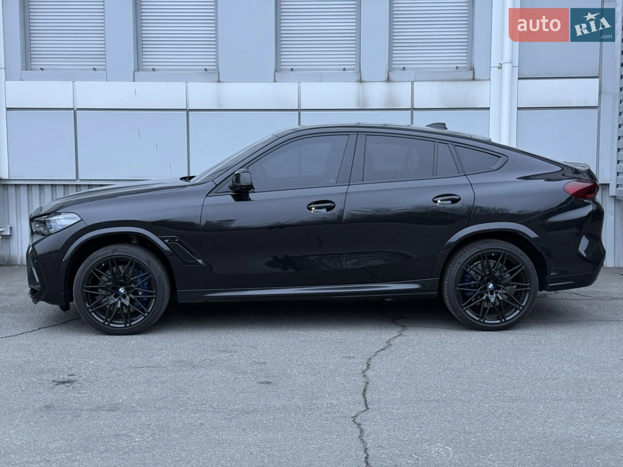 2022 BMW X6 M - мініатюра 3