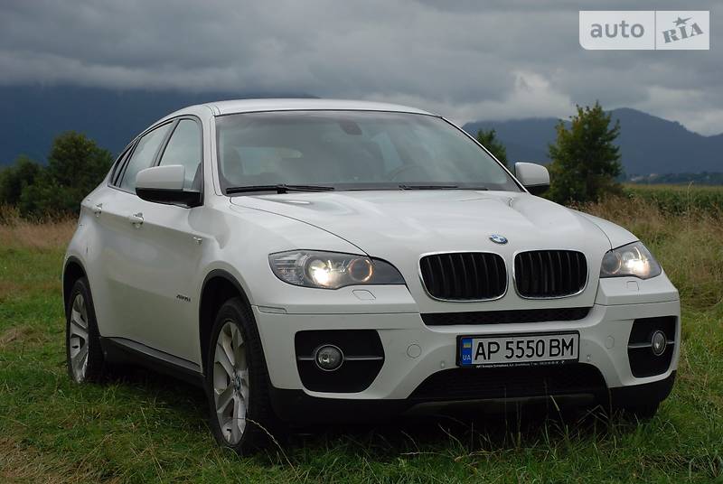 BMW X6 2011 года