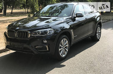 BMW X6  2019