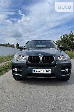 BMW X6  2012