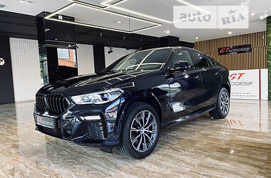 BMW X6 XDRIVE MPACET 2021