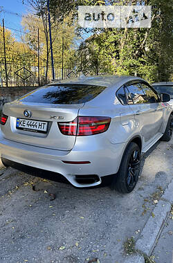 BMW X6  2012