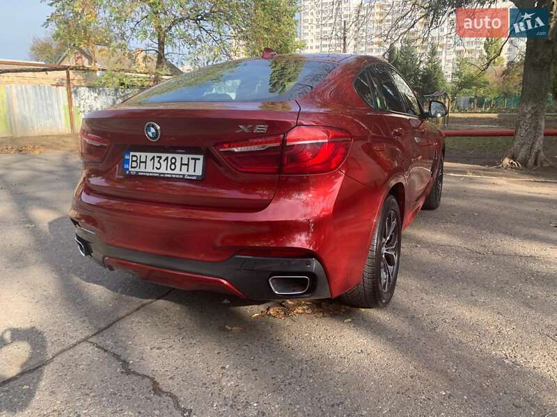 Внедорожник / Кроссовер BMW X6 2017 в Одессе