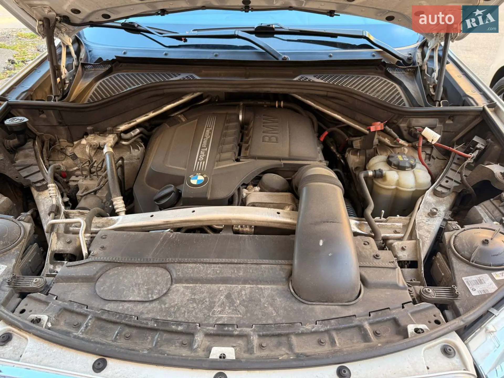 BMW X6 2016 VIN WBAKU210800R63748 фото оголошення 11 з 21