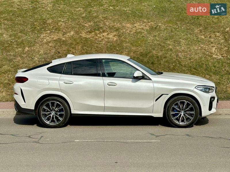 Внедорожник / Кроссовер BMW X6 2021 в Киеве
