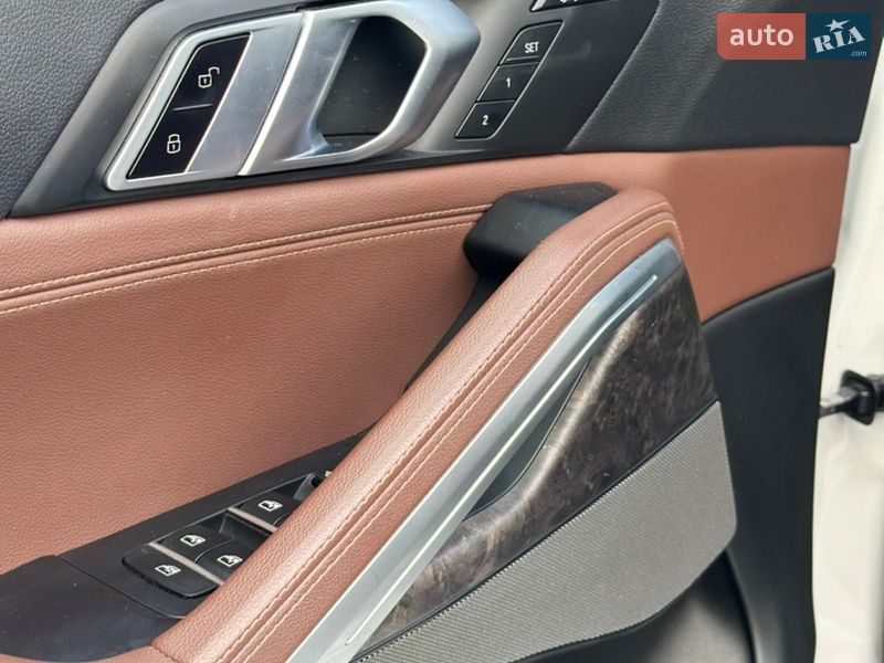 Внедорожник / Кроссовер BMW X6 2021 в Киеве