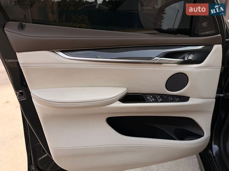 Внедорожник / Кроссовер BMW X6 2017 в Киеве
