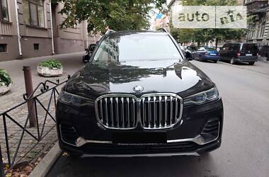 BMW X7  2020