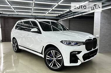BMW X7 M 2022