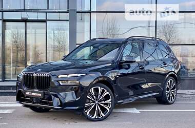 BMW X7  2024