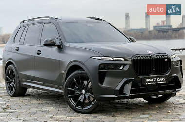 BMW X7  2022