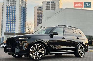 BMW X7  2024