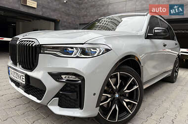 BMW X7  2022