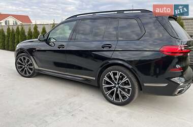 BMW X7  2020