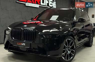 BMW X7  2025