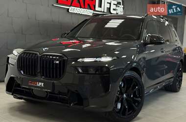BMW X7  2025