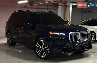 BMW X7  2023