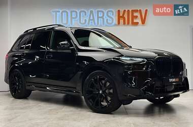 BMW X7  2025