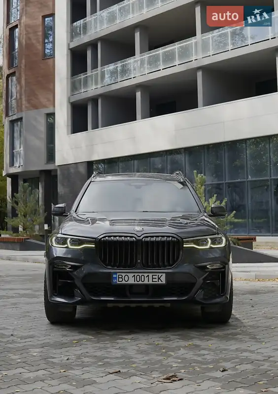 BMW X7
