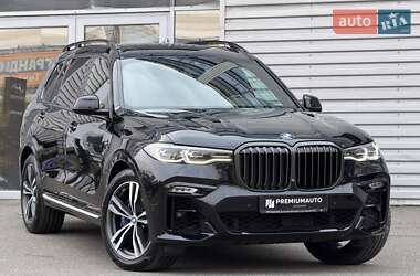 BMW X7  2021