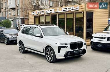 BMW X7  2024