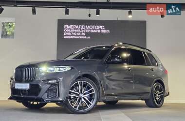 BMW X7  2021