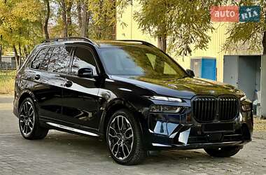 BMW X7  2023
