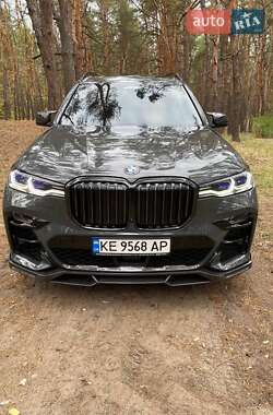 BMW X7  2022