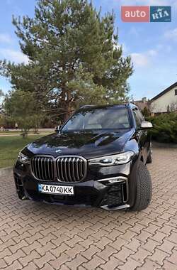 BMW X7  2022