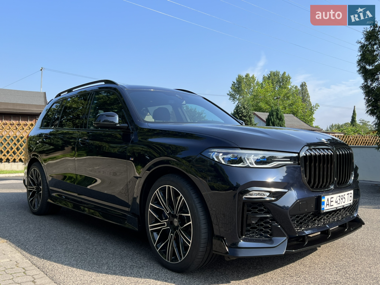 2021 BMW X7 - фото 1