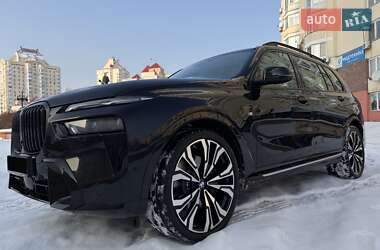 BMW X7  2023