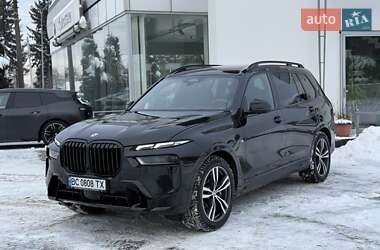 BMW X7  2025