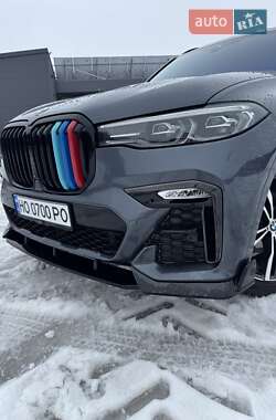 BMW X7  2021