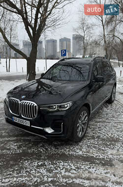 BMW X7 2021