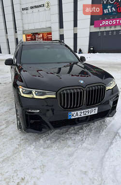 BMW X7  2021