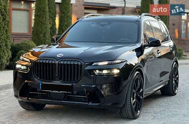 BMW X7  2023