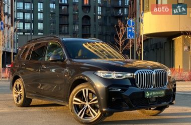 BMW X7  2022
