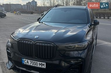 BMW X7  2022