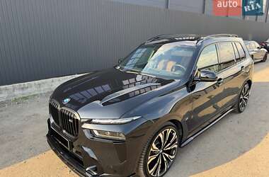 BMW X7  2024