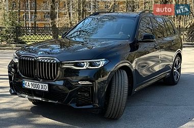 BMW X7  2022