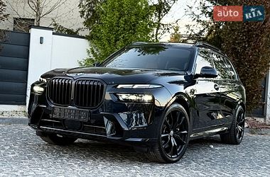 BMW X7  2022
