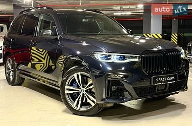 BMW X7  2020