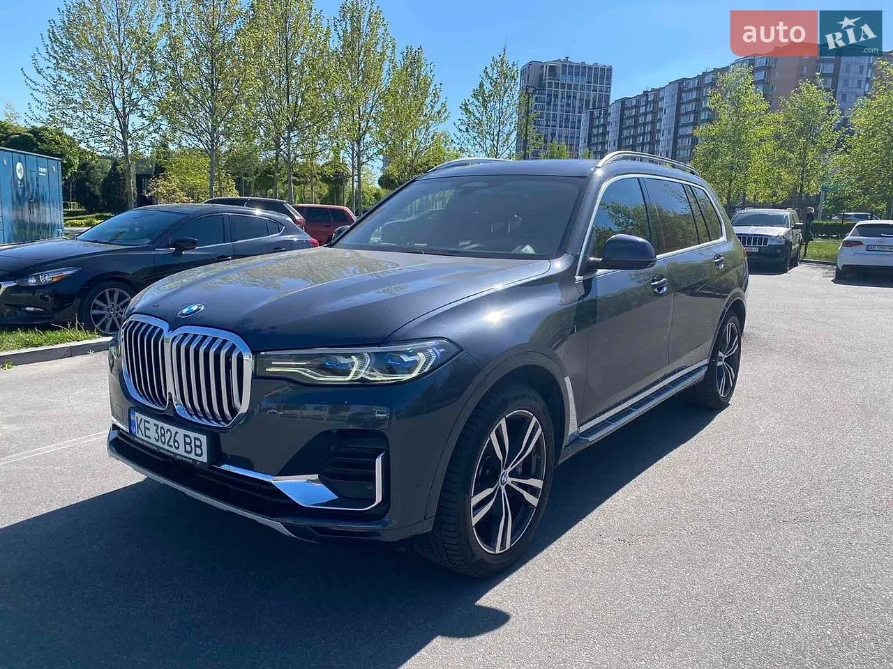 2019 BMW X7 - фото 1