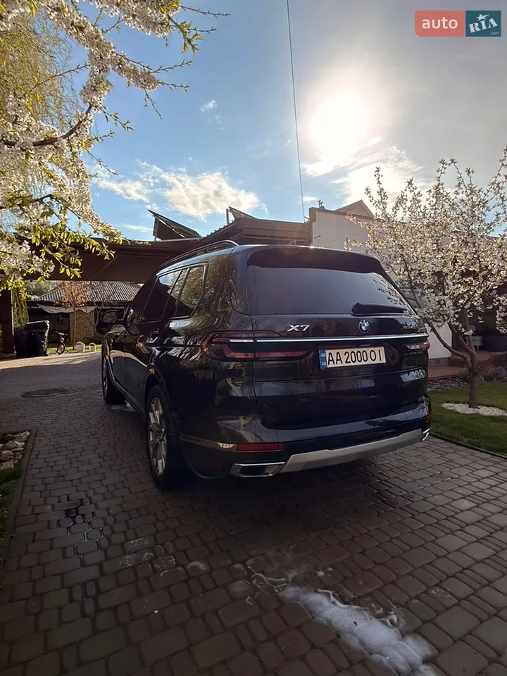 2021 BMW X7 - мініатюра 5