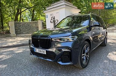 BMW X7 2021